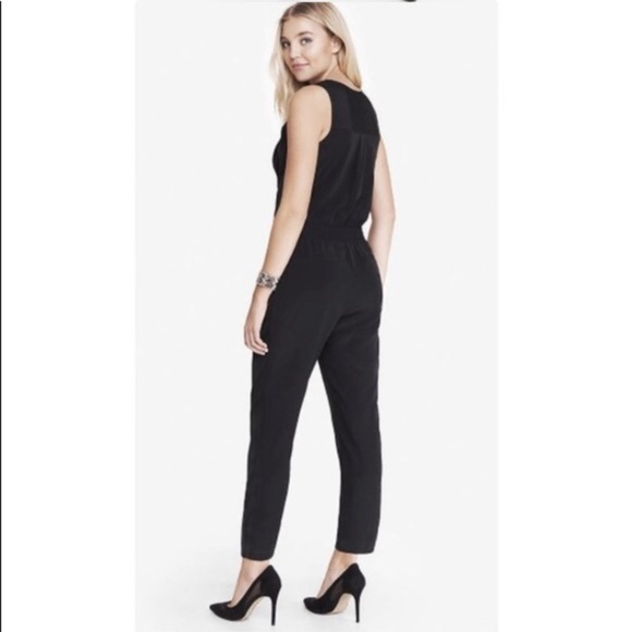 EXPRESS Sleeveless Jumpsuit | Black | Size 4 - Picture 2 of 6